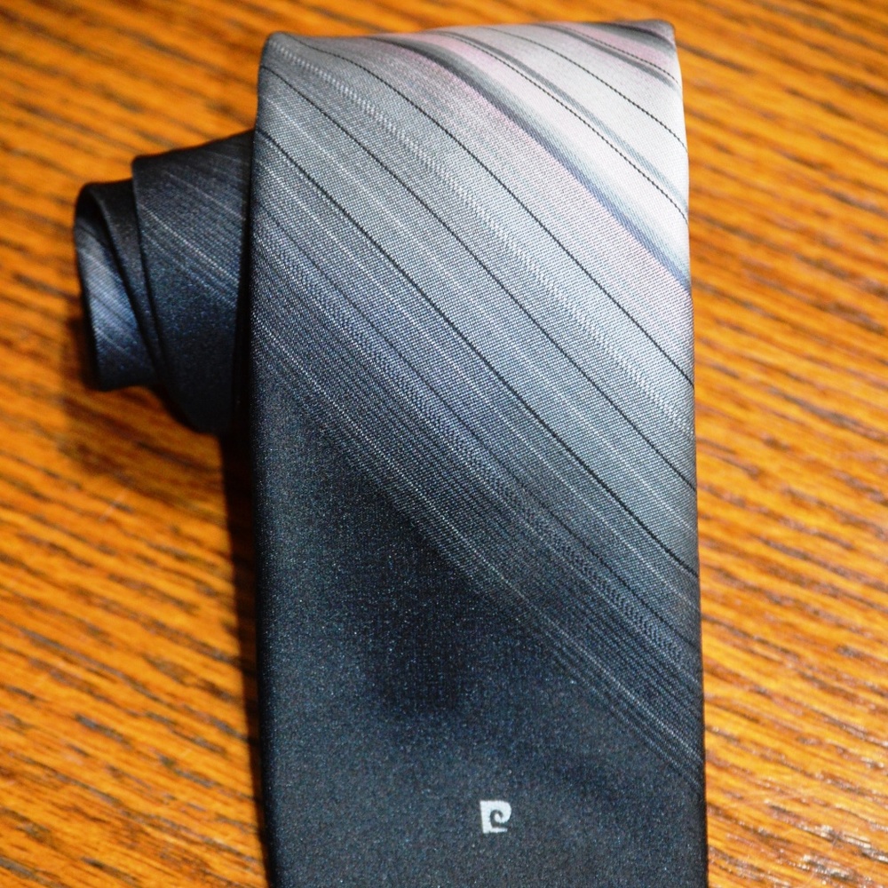 Pierre Cardin Stylish Necktie VNT
